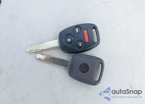 2011 Honda Accord 2.4 Lx z USA, uszkodzony, nr VIN 1HGCP2F37BA030956